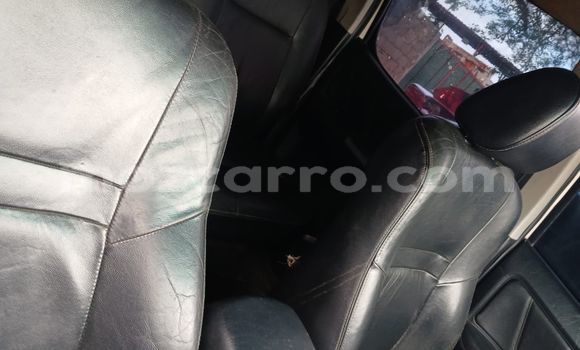 Nunua Ilio tumika Toyota Hilux Nyingine Gari ndani ya Maputo nchini Maputo Nunua Ilio tumika Toyota Hilux Nyingine Gari ndani ya Maputo nchini Maputo