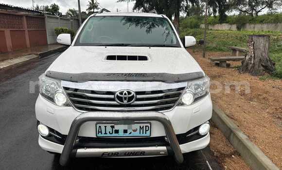 Comprar Usado Toyota Fortuner Branco Carro em Maputo em Maputo Comprar Usado Toyota Fortuner Branco Carro em Maputo em Maputo