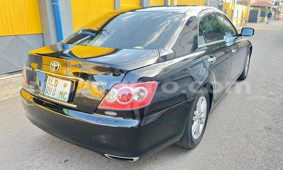 Tenga Tsaru Toyota Mark X Nhema Mota in Maputo in Maputo Tenga Tsaru Toyota Mark X Nhema Mota in Maputo in Maputo