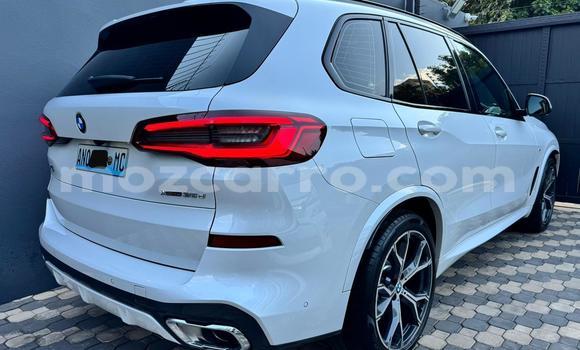 Nunua Mpya BMW X5 Nyeupe Gari ndani ya Maputo nchini Maputo Nunua Mpya BMW X5 Nyeupe Gari ndani ya Maputo nchini Maputo