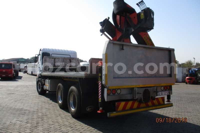 Big with watermark nissan truck crane truck nissan gw26 410 flatdeck with pk15000 brick grab 2013 id 64607935 type main