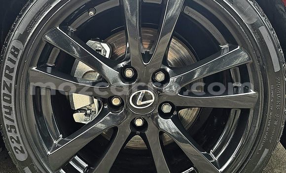 Comprar Novo Lexus IS Vermelho Carro em Maputo em Maputo Comprar Novo Lexus IS Vermelho Carro em Maputo em Maputo