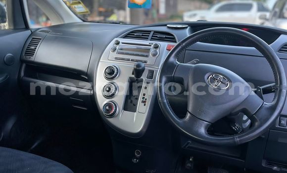 Comprar Usado Toyota Ractis Branco Carro em Maputo em Maputo Comprar Usado Toyota Ractis Branco Carro em Maputo em Maputo