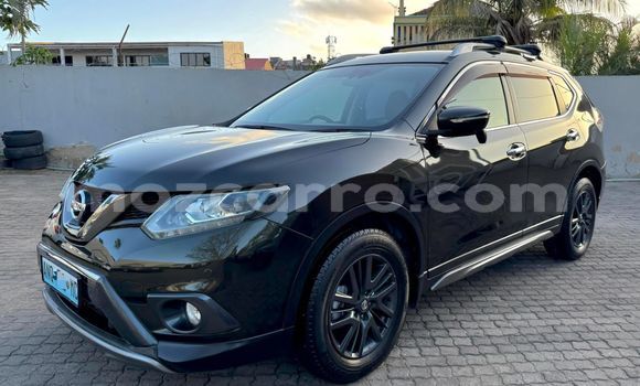 Nunua Mpya Nissan X-Trail Nyeusi Gari ndani ya Maputo nchini Maputo