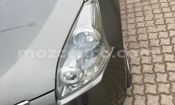 Comprar Usado Toyota Ractis Castanho Carro em Maputo em Maputo Comprar Usado Toyota Ractis Castanho Carro em Maputo em Maputo