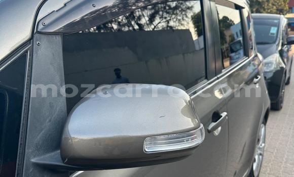 Buy Used Toyota Ractis Brown Car in Maputo in Maputo Buy Used Toyota Ractis Brown Car in Maputo in Maputo