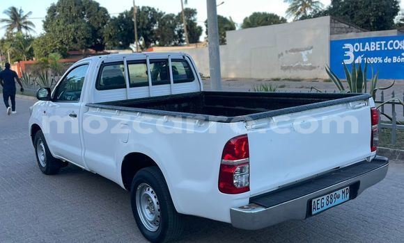 Tenga Tsaru Toyota Hilux Chena Mota in Maputo in Maputo Tenga Tsaru Toyota Hilux Chena Mota in Maputo in Maputo