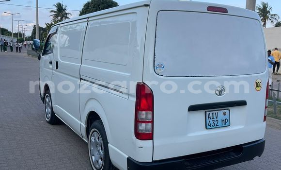 Buy Used Toyota Hiace White Car in Maputo in Maputo Buy Used Toyota Hiace White Car in Maputo in Maputo