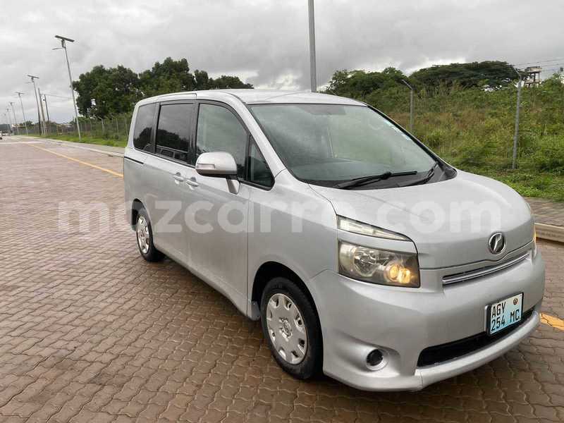 Big with watermark toyota voxy maputo maputo 31412