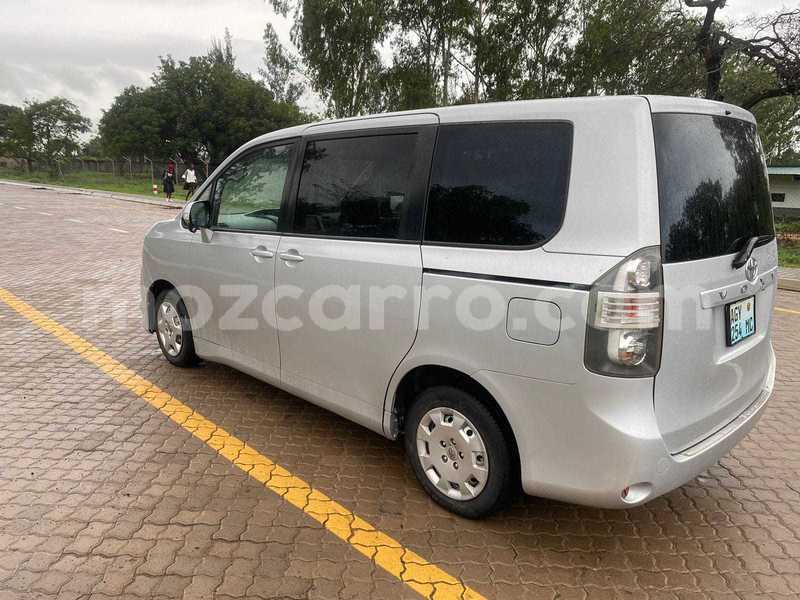 Big with watermark toyota voxy maputo maputo 31412