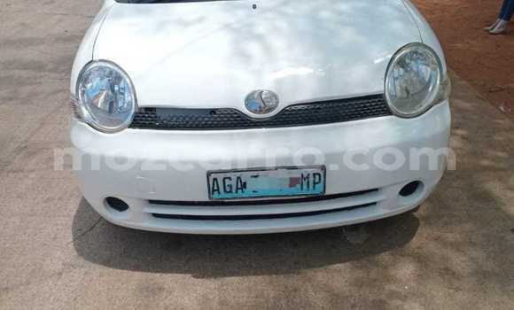Buy Used Toyota Sienta White Car in Maputo in Maputo