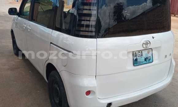 Tenga Tsaru Toyota Sienta Chena Mota in Maputo in Maputo Tenga Tsaru Toyota Sienta Chena Mota in Maputo in Maputo