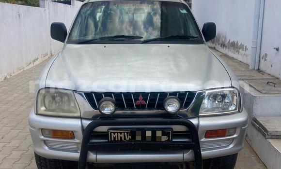 Comprar Usado Mitsubishi Colt Prata Carro em Maputo em Maputo
