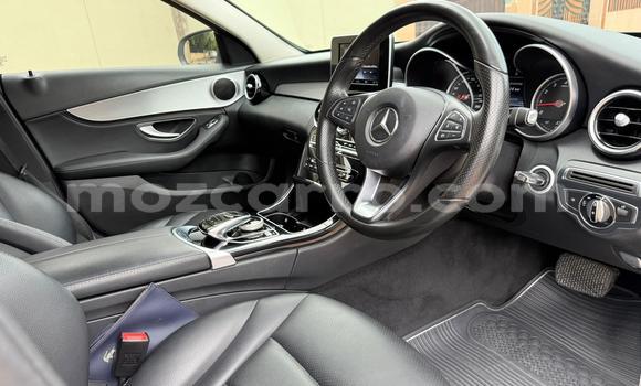 Tenga Tsaru Mercedes-Benz C-Classe Chena Mota in Maputo in Maputo Tenga Tsaru Mercedes-Benz C-Classe Chena Mota in Maputo in Maputo