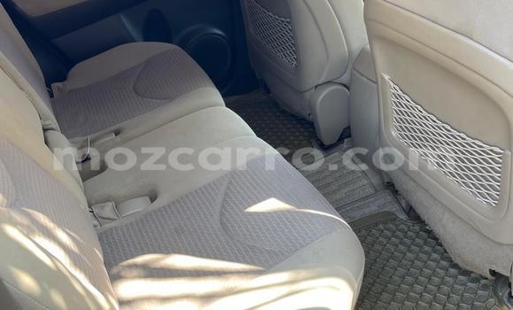 Nunua Ilio tumika Toyota Vanguard Nyeusi Gari ndani ya Maputo nchini Maputo Nunua Ilio tumika Toyota Vanguard Nyeusi Gari ndani ya Maputo nchini Maputo