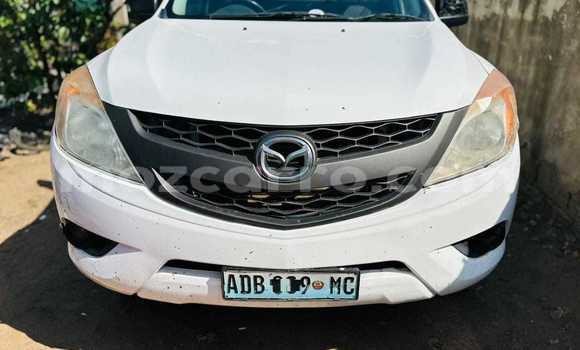 Nunua Ilio tumika Mazda BT-50 Nyeupe Gari ndani ya Maputo nchini Maputo Nunua Ilio tumika Mazda BT-50 Nyeupe Gari ndani ya Maputo nchini Maputo