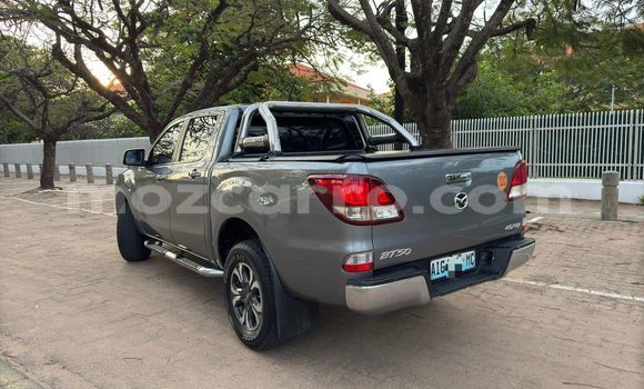 Comprar Usado Mazda BT-50 De outros Carro em Maputo em Maputo Comprar Usado Mazda BT-50 De outros Carro em Maputo em Maputo