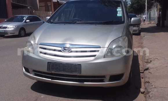 Nunua Ilio tumika Toyota Spacio Fedha Gari ndani ya Maputo nchini Maputo Nunua Ilio tumika Toyota Spacio Fedha Gari ndani ya Maputo nchini Maputo