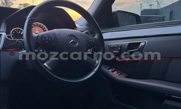 Comprar Novo Mercedes-Benz E-Classe Preto Carro em Maputo em Maputo Comprar Novo Mercedes-Benz E-Classe Preto Carro em Maputo em Maputo