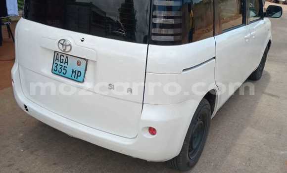 Comprar Usado Toyota Sienta Branco Carro em Maputo em Maputo Comprar Usado Toyota Sienta Branco Carro em Maputo em Maputo