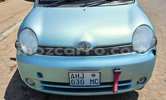 Comprar Usado Toyota Sienta Azul Carro em Maputo em Maputo