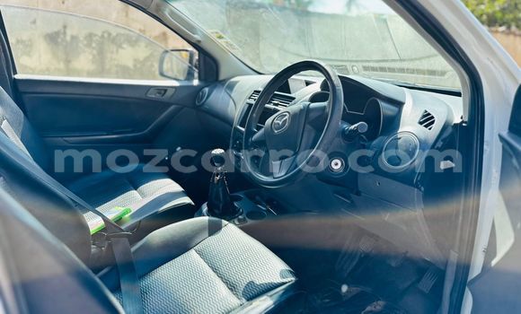 Buy Used Mazda BT-50 White Car in Maputo in Maputo Buy Used Mazda BT-50 White Car in Maputo in Maputo