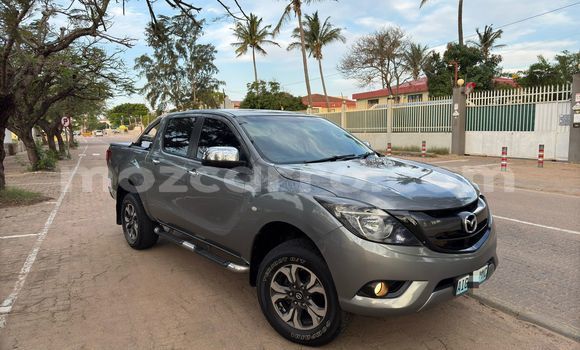 Nunua Ilio tumika Mazda BT-50 Brown Gari ndani ya Maputo nchini Maputo