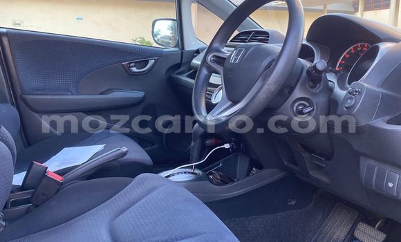 Buy Used Honda Fit Blue Car in Maputo in Maputo Buy Used Honda Fit Blue Car in Maputo in Maputo