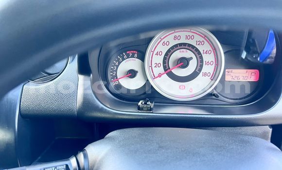 Nunua Ilio tumika Mazda Demio Bluu Gari ndani ya Maputo nchini Maputo Nunua Ilio tumika Mazda Demio Bluu Gari ndani ya Maputo nchini Maputo