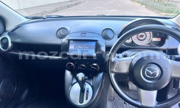 Nunua Ilio tumika Mazda Demio Bluu Gari ndani ya Maputo nchini Maputo Nunua Ilio tumika Mazda Demio Bluu Gari ndani ya Maputo nchini Maputo