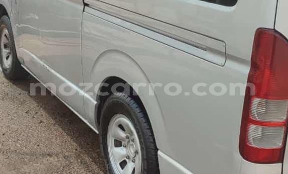 Nunua Ilio tumika Toyota Hiace Nyingine Gari ndani ya Maputo nchini Maputo Nunua Ilio tumika Toyota Hiace Nyingine Gari ndani ya Maputo nchini Maputo
