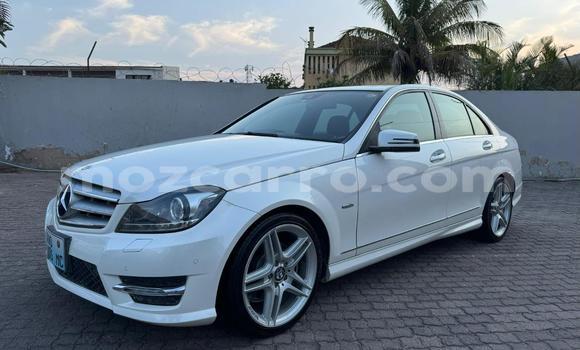 Nunua Mpya Mercedes-Benz C-Classe Nyeupe Gari ndani ya Maputo nchini Maputo Nunua Mpya Mercedes-Benz C-Classe Nyeupe Gari ndani ya Maputo nchini Maputo