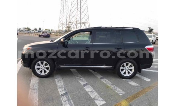 Tenga Imported Toyota Highlander Nhema Mota in Import - Dubai in Cabo Delgado Tenga Imported Toyota Highlander Nhema Mota in Import - Dubai in Cabo Delgado