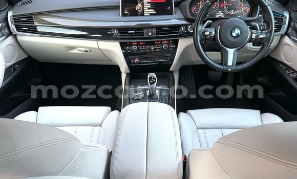 Nunua Ilio tumika BMW X5 Nyeupe Gari ndani ya Maputo nchini Maputo Nunua Ilio tumika BMW X5 Nyeupe Gari ndani ya Maputo nchini Maputo