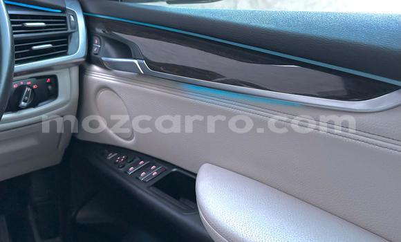 Nunua Ilio tumika BMW X5 Nyeupe Gari ndani ya Maputo nchini Maputo Nunua Ilio tumika BMW X5 Nyeupe Gari ndani ya Maputo nchini Maputo