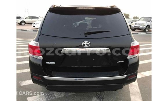 Tenga Imported Toyota Highlander Nhema Mota in Import - Dubai in Cabo Delgado Tenga Imported Toyota Highlander Nhema Mota in Import - Dubai in Cabo Delgado