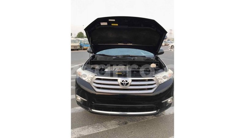 Big with watermark toyota highlander cabo delgado import dubai 5501