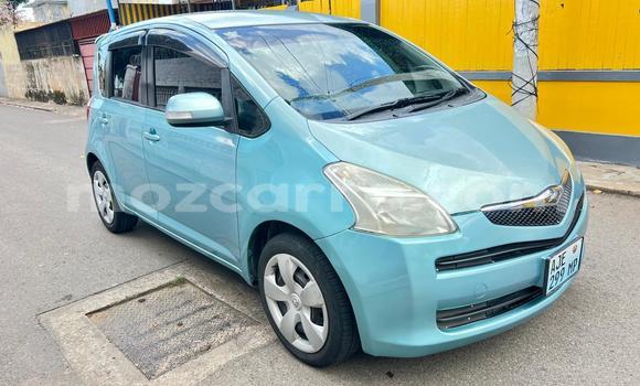 Comprar Usado Toyota Ractis Azul Carro em Maputo em Maputo Comprar Usado Toyota Ractis Azul Carro em Maputo em Maputo