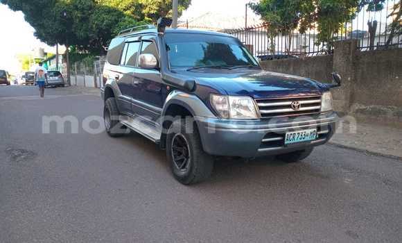 Nunua Ilio tumika Toyota Land Cruiser Prado Bluu Gari ndani ya Maputo nchini Maputo Nunua Ilio tumika Toyota Land Cruiser Prado Bluu Gari ndani ya Maputo nchini Maputo