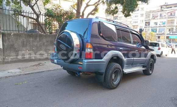 Nunua Ilio tumika Toyota Land Cruiser Prado Bluu Gari ndani ya Maputo nchini Maputo Nunua Ilio tumika Toyota Land Cruiser Prado Bluu Gari ndani ya Maputo nchini Maputo