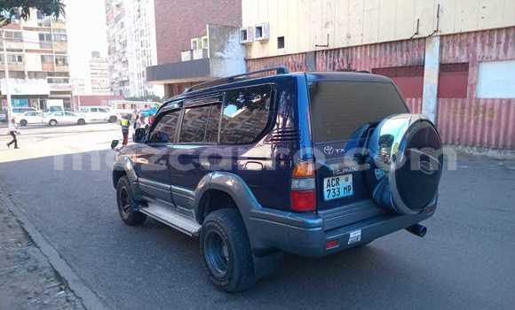 Nunua Ilio tumika Toyota Land Cruiser Prado Bluu Gari ndani ya Maputo nchini Maputo Nunua Ilio tumika Toyota Land Cruiser Prado Bluu Gari ndani ya Maputo nchini Maputo
