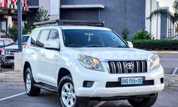 Nunua Ilio tumika Toyota Land Cruiser Prado Nyeupe Gari ndani ya Maputo nchini Maputo Nunua Ilio tumika Toyota Land Cruiser Prado Nyeupe Gari ndani ya Maputo nchini Maputo