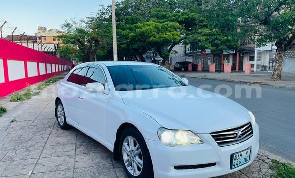 Buy Used Toyota Mark X White Car in Maputo in Maputo Buy Used Toyota Mark X White Car in Maputo in Maputo