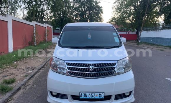 Nunua Ilio tumika Toyota Alphard Nyeupe Gari ndani ya Maputo nchini Maputo