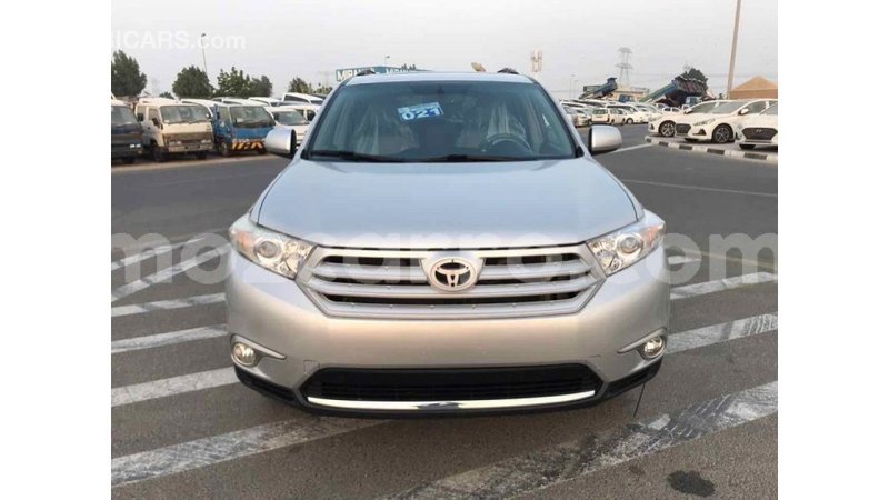 Big with watermark toyota highlander cabo delgado import dubai 5505