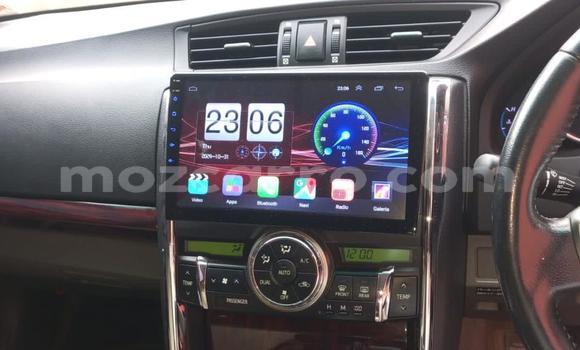 Comprar Usado Toyota Mark X Branco Carro em Maputo em Maputo Comprar Usado Toyota Mark X Branco Carro em Maputo em Maputo