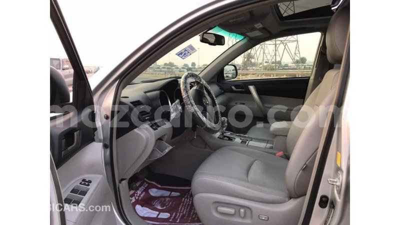 Big with watermark toyota highlander cabo delgado import dubai 5505