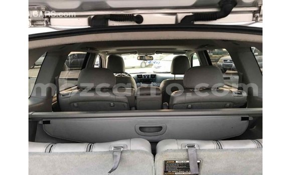 Tenga Imported Toyota Highlander Zvimwe Mota in Import - Dubai in Cabo Delgado Tenga Imported Toyota Highlander Zvimwe Mota in Import - Dubai in Cabo Delgado