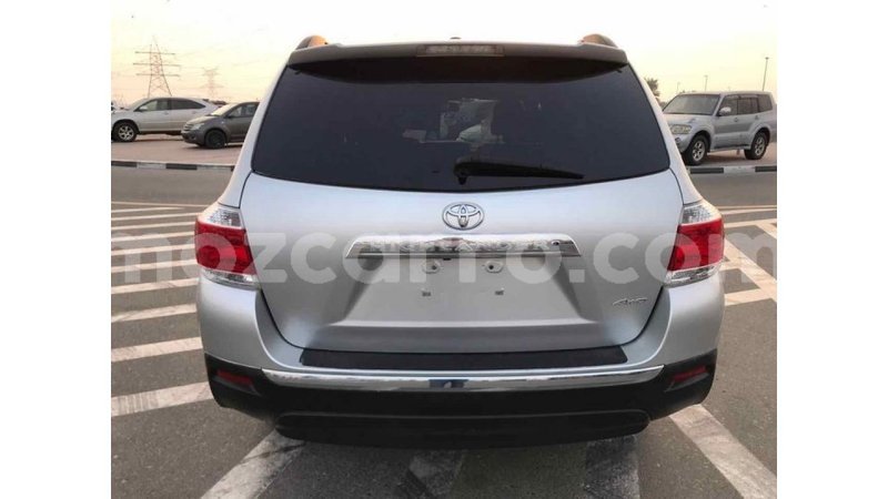 Big with watermark toyota highlander cabo delgado import dubai 5505