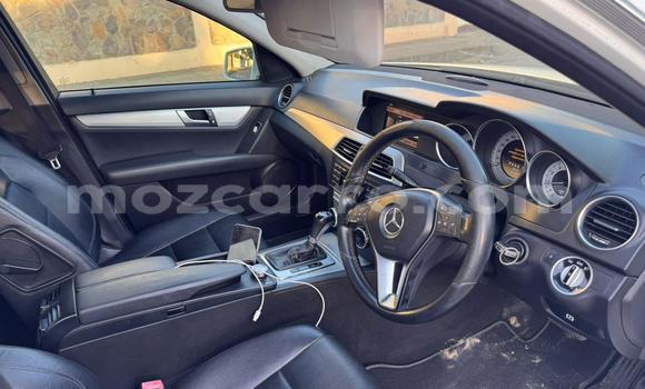 Buy Used Mercedes-Benz C-Classe White Car in Maputo in Maputo Buy Used Mercedes-Benz C-Classe White Car in Maputo in Maputo